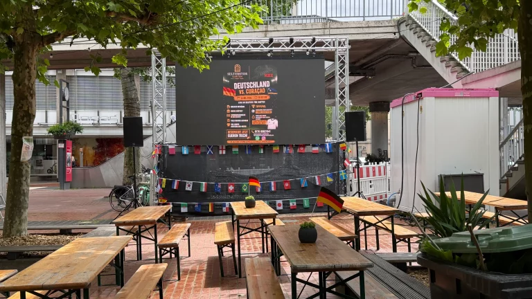 Alle WM-Spiele live zu sehen im Gießener Selterstor Garten Public Viewing Gießen 2