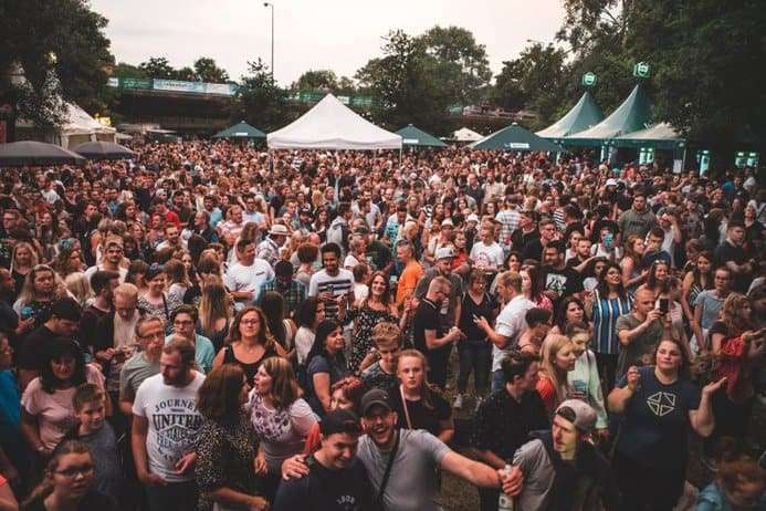 Lahnuferfest Gießen 2022: Worauf dürfen wir uns freuen? lahnuferfest-giessen