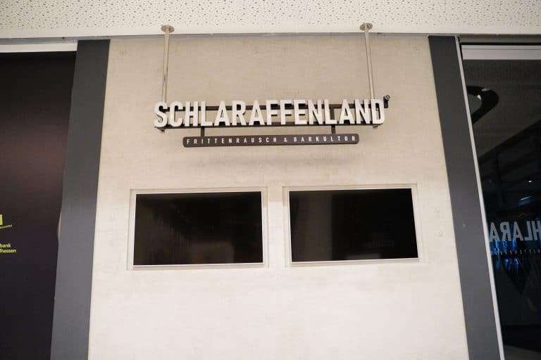 schlaraffenland gießen