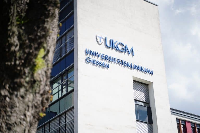 Uniklinik Gießen-Marburg: Streik verzögert Obduktionen uniklinik-giessen