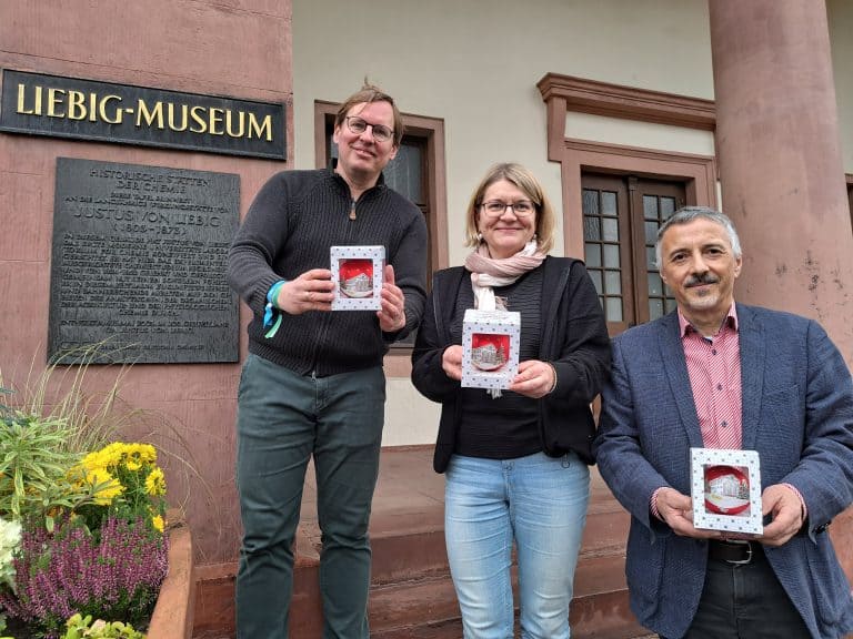 Gießener Weihnachtskugel ab 20. November erhältlich weihnachtskugel-giessen-2023