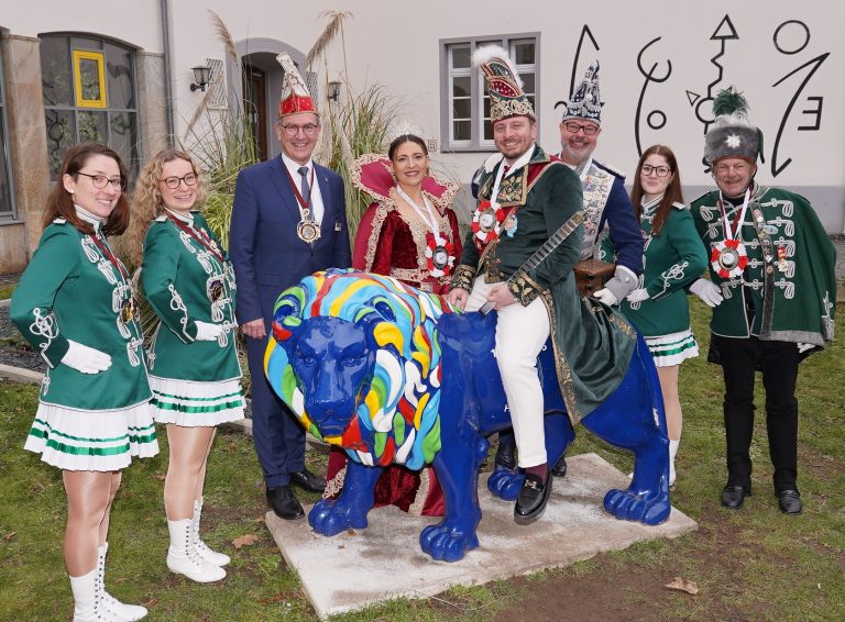 Gießener Prinzenpaar besucht Regierungspräsidium Gießen